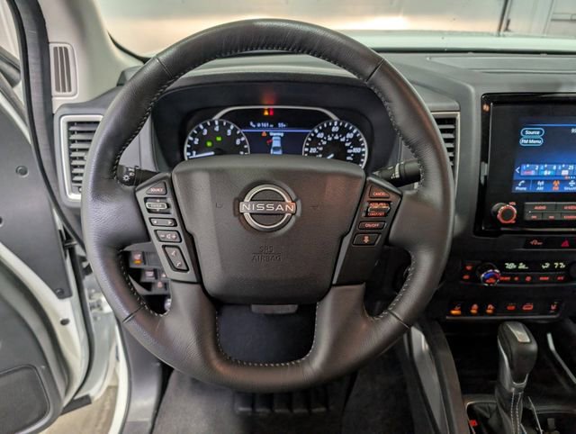 Used 2024 Nissan Frontier SV w/ SV Convenience Package image 14