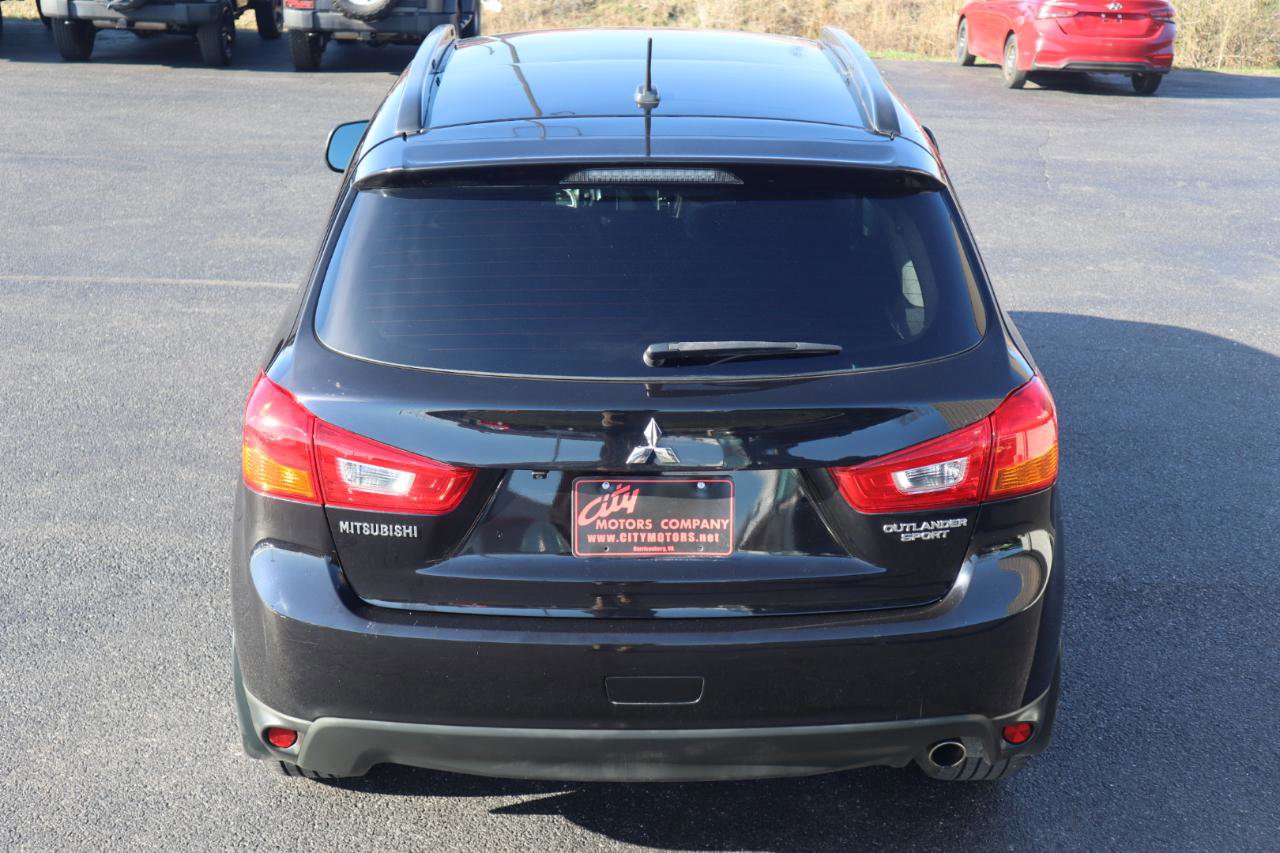 Used 2015 Mitsubishi Outlander Sport SE image 8