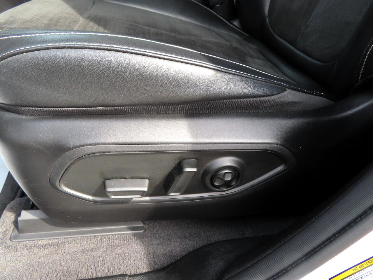Used 2021 Jeep Grand Cherokee L Laredo image 26