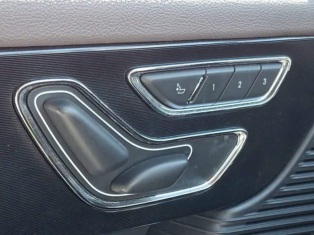Used 2021 Lincoln Corsair FWD w/ Premium Package image 24