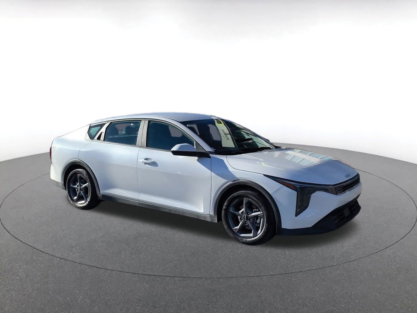 Used 2025 Kia K4 LXS video 2