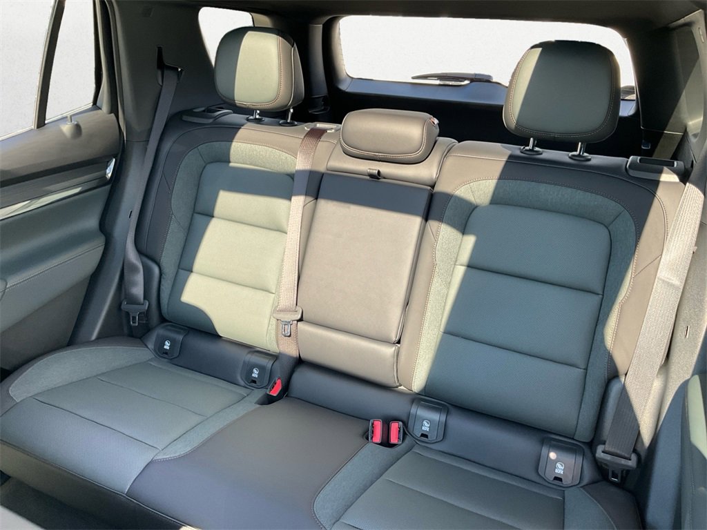 New 2026 GMC Terrain AT4 w/ Convenience Package III image 9