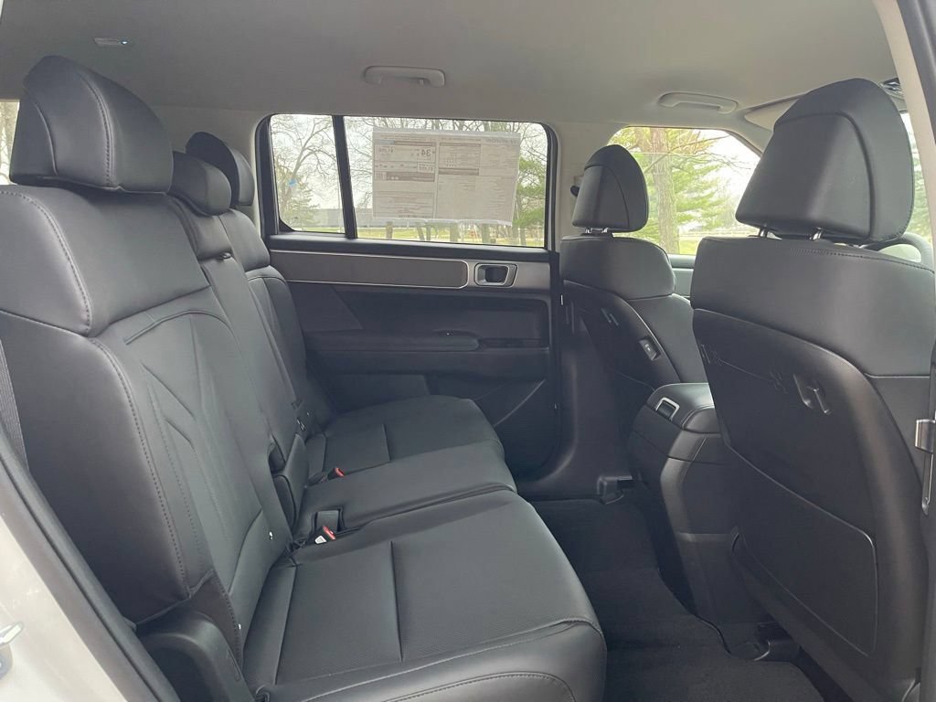 New 2026 Hyundai Santa Fe SEL AWD/4WD image 13