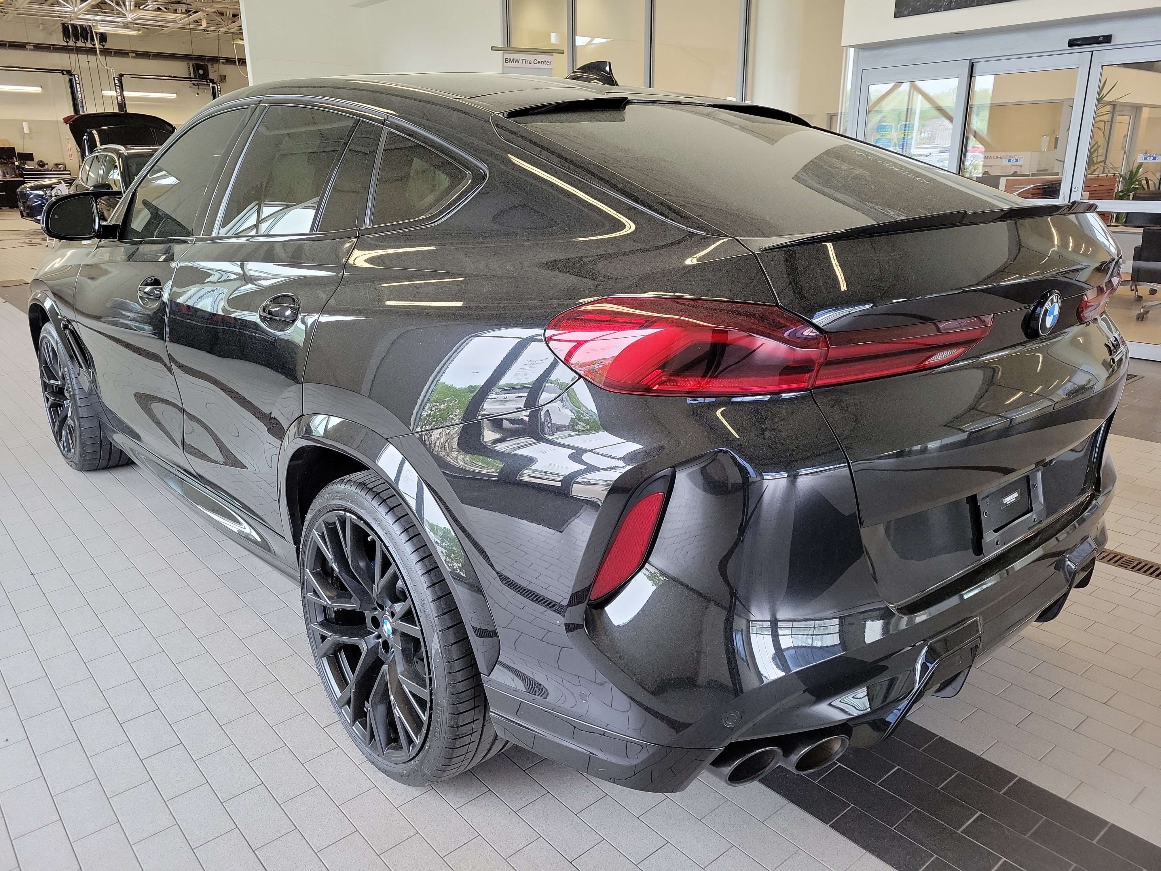 Used 2021 BMW X6 M w/ Competition Package AWD/4WD image 7