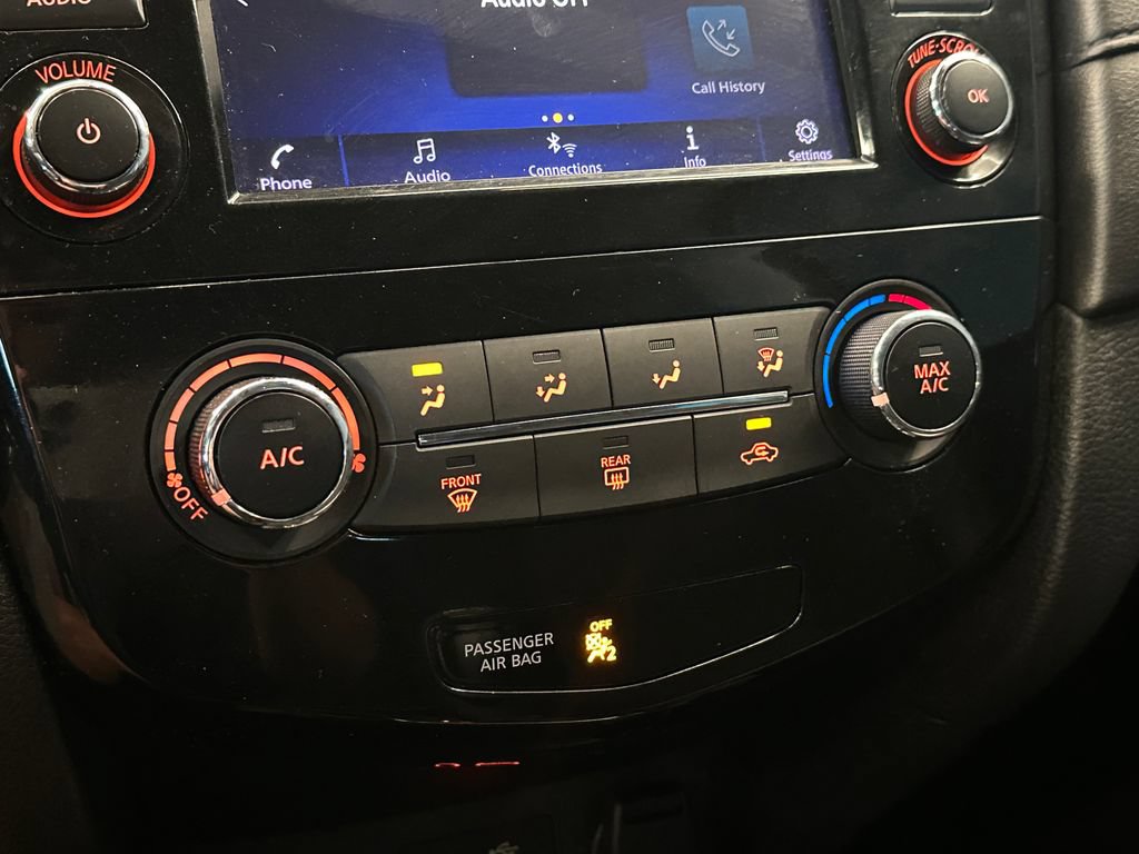 Used 2019 Nissan Rogue S FWD image 15