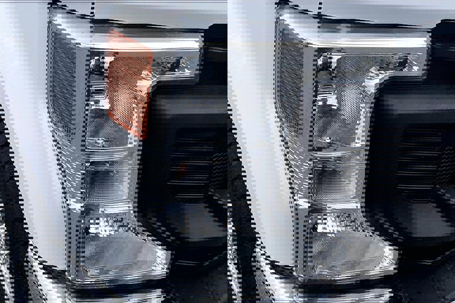 Used 2021 Ford F250 XL w/ Power Equipment Group image 32