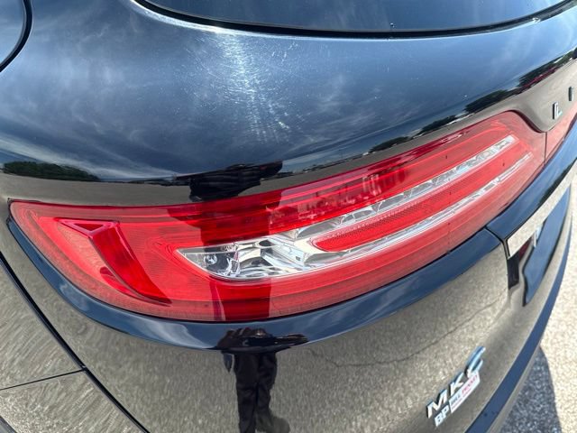 Used 2017 Lincoln MKC Reserve w/ Lincoln MKC Climate Package FWD image 10