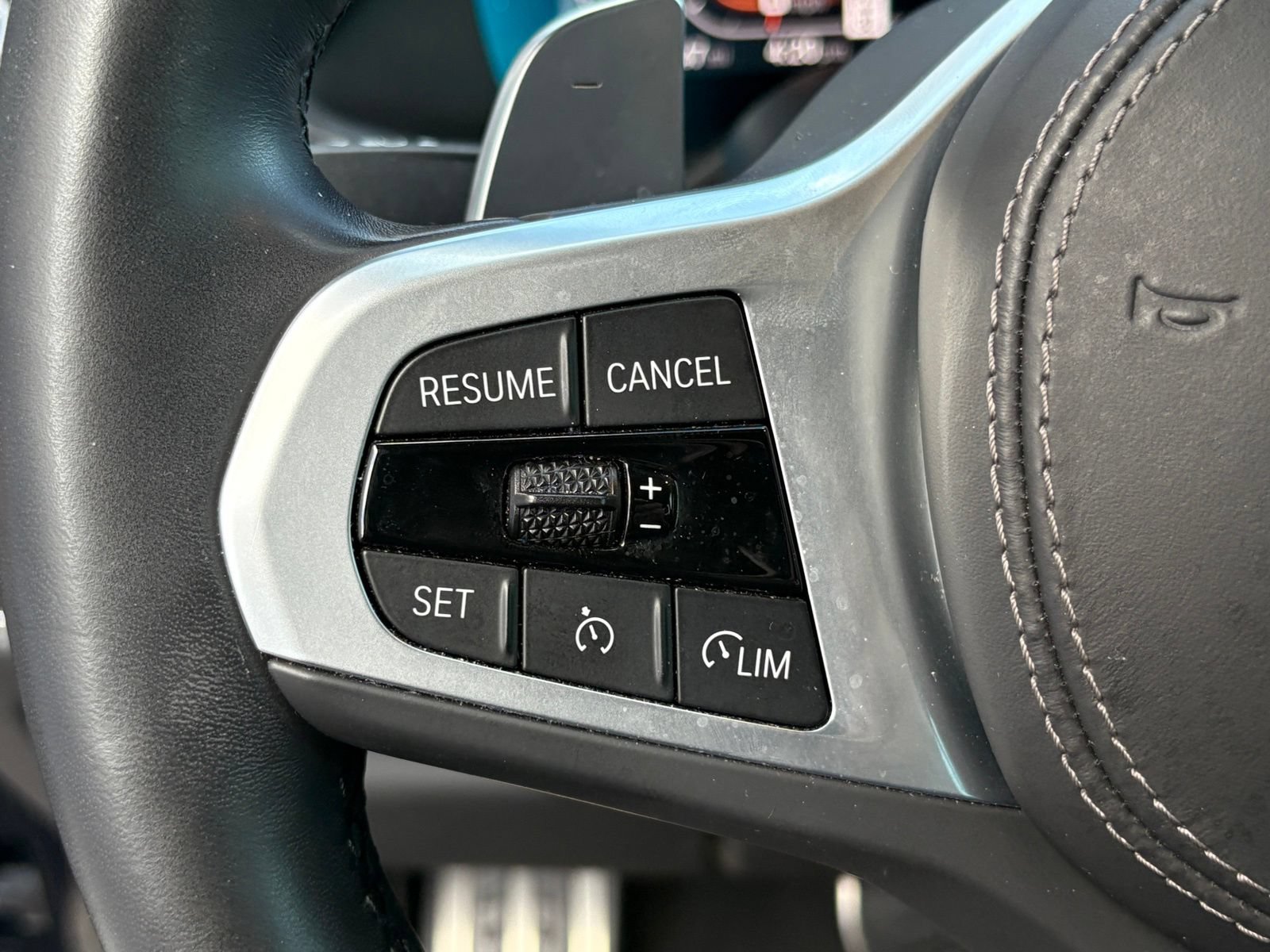 Used 2023 BMW X5 M50i w/ Parking Assistance Package AWD/4WD image 22