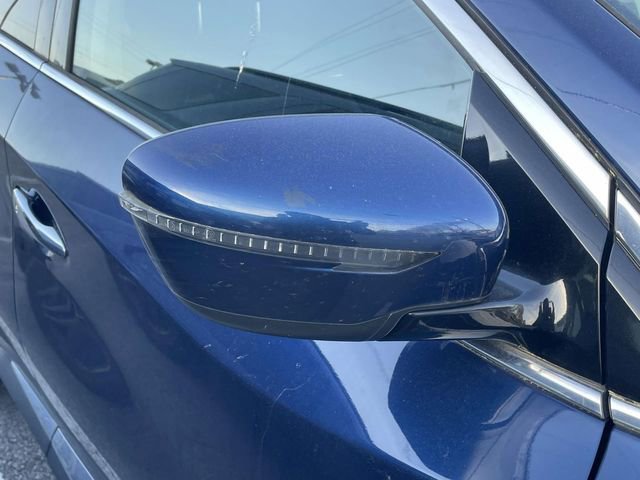 Used 2020 Nissan Murano SV image 2