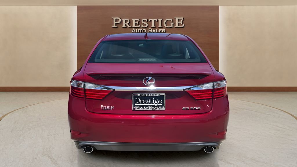 Used 2015 Lexus ES 350 w/ Luxury Package FWD image 8
