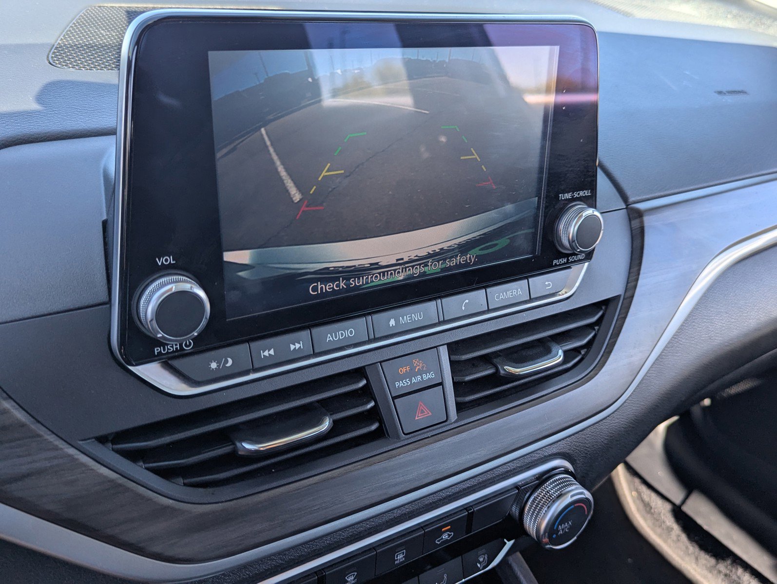 Used 2024 Nissan Altima 2.5 SV image 29