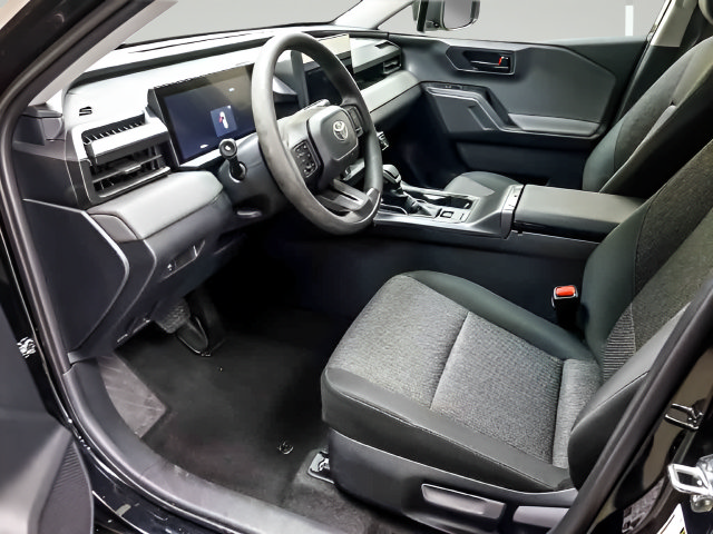 Certified 2026 Toyota RAV4 LE AWD/4WD image 9