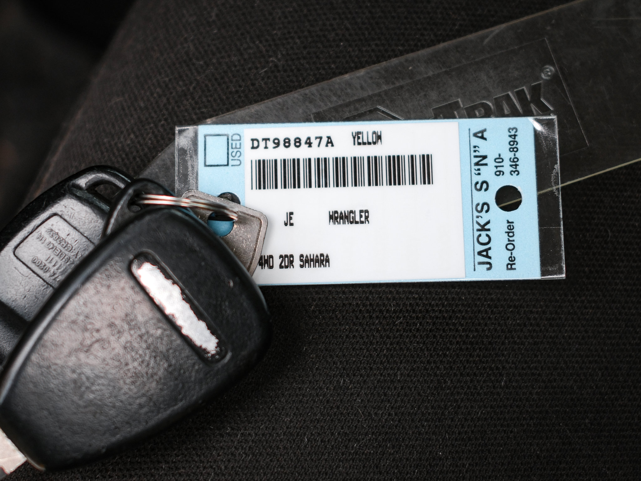 Used 2015 Jeep Wrangler Sahara AWD/4WD image 33