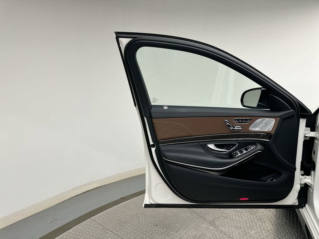 Used 2020 Mercedes-Benz S 63 AMG 4MATIC Sedan image 21