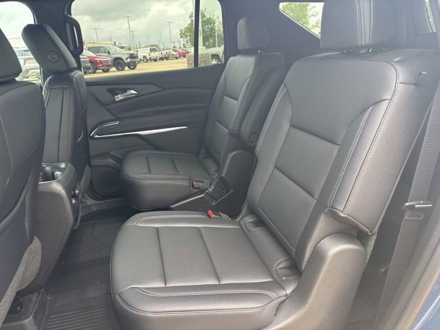New 2026 Chevrolet Traverse LT image 16