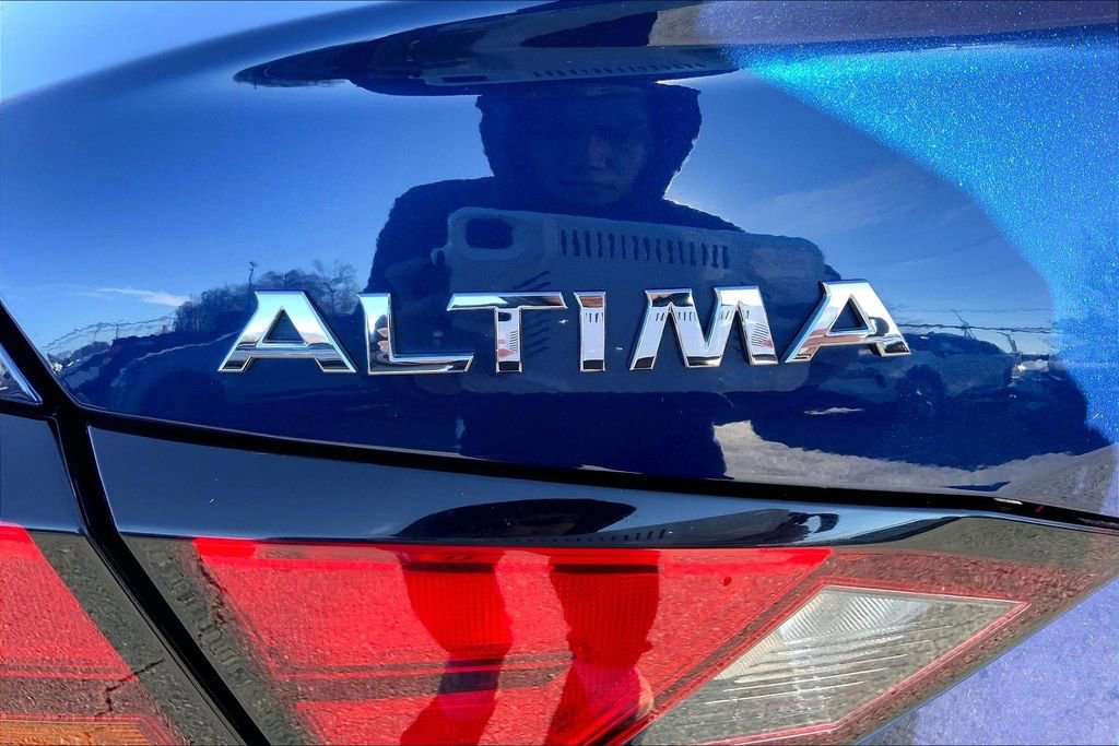 Used 2022 Nissan Altima 2.5 SR image 22