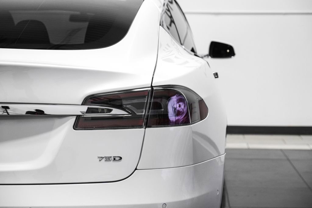Used 2018 Tesla Model S 75D image 54