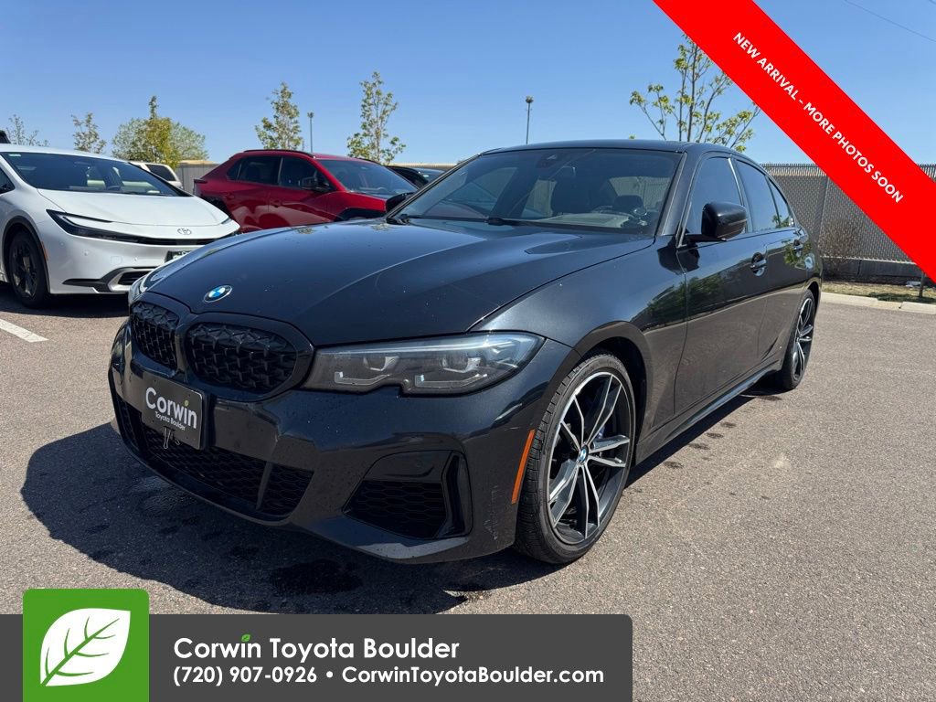 Used 2022 BMW M340i xDrive w/ Premium Package AWD/4WD image 3