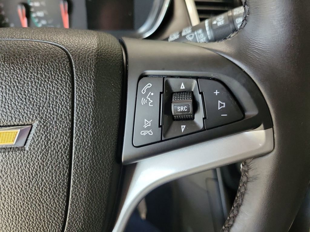 Used 2018 Chevrolet Trax LT w/ LT Convenience Package image 35