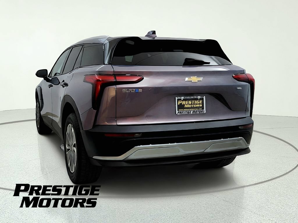 Used 2024 Chevrolet Blazer EV LT AWD/4WD image 6