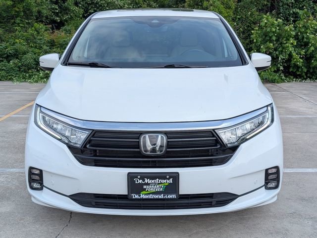 Used 2023 Honda Odyssey Elite image 2