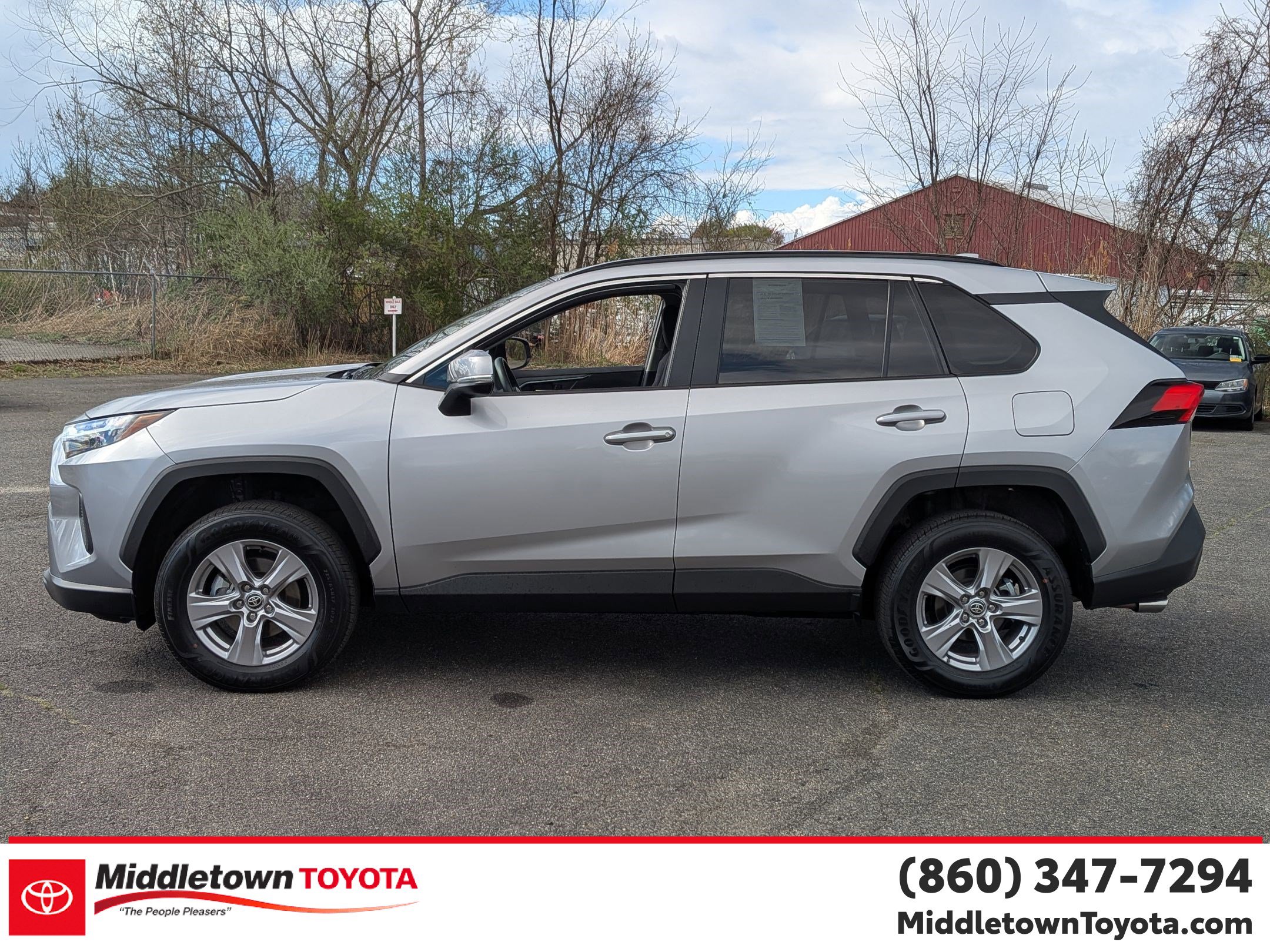 Certified 2025 Toyota RAV4 XLE AWD/4WD image 6