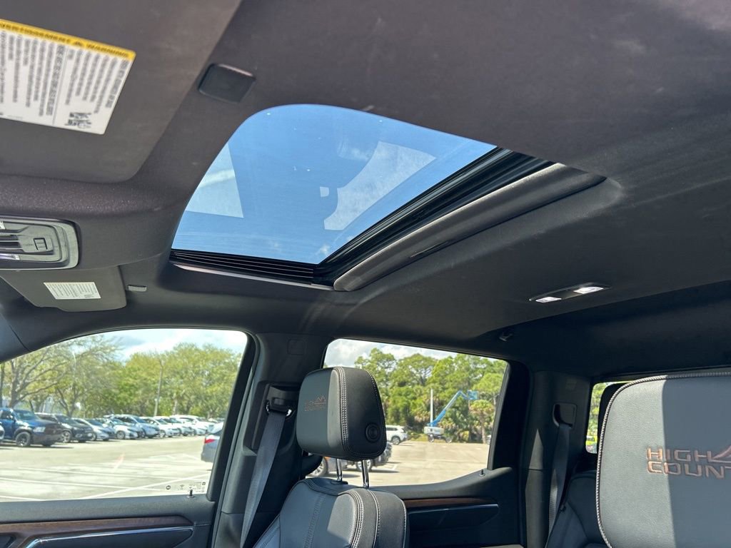 Used 2023 Chevrolet Silverado 1500 High Country w/ High Country Premium Package image 24