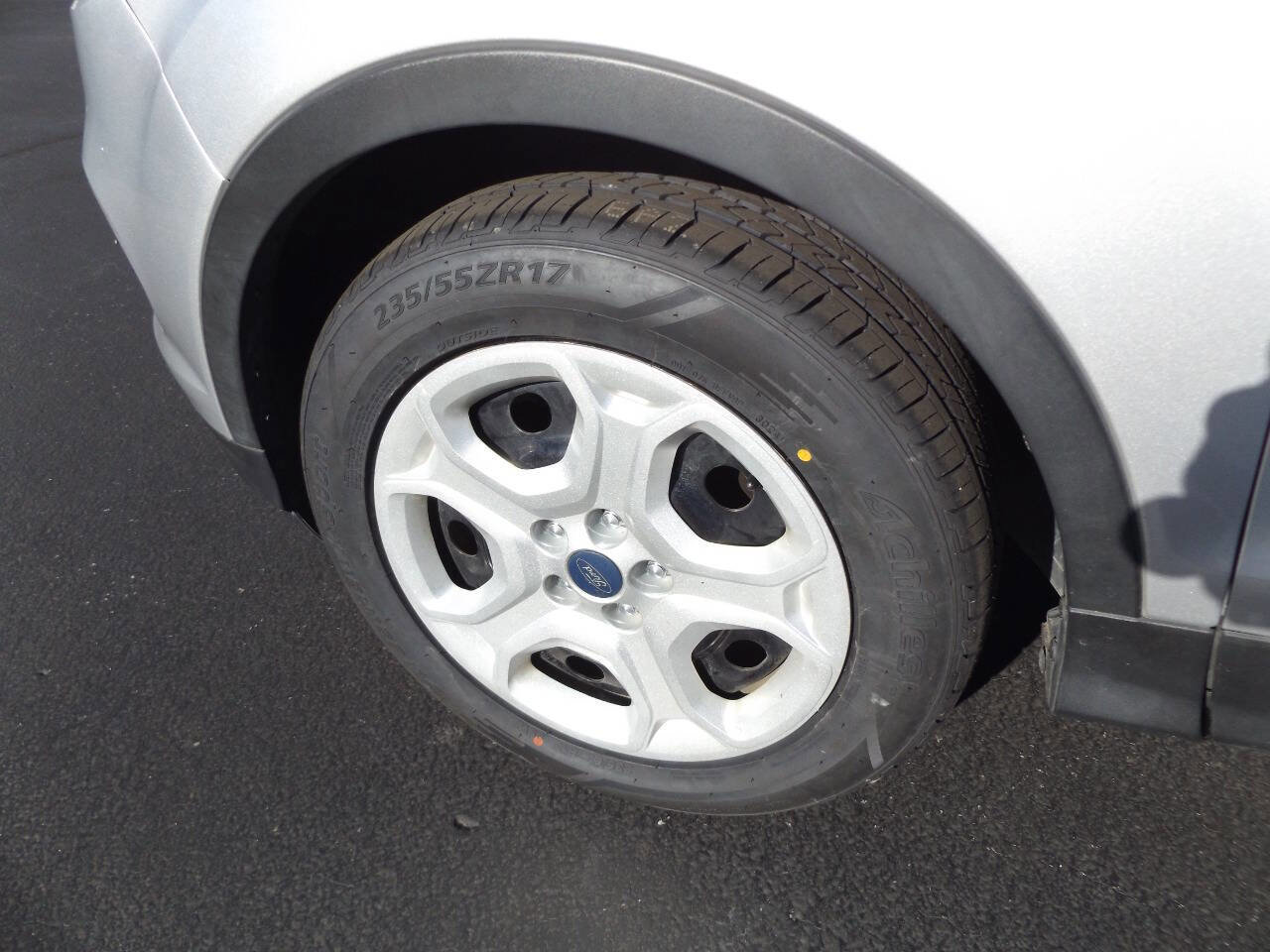 Used 2018 Ford Escape S image 32