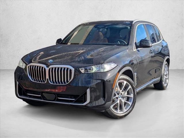 New 2026 BMW X5 xDrive50e w/ Premium Package
