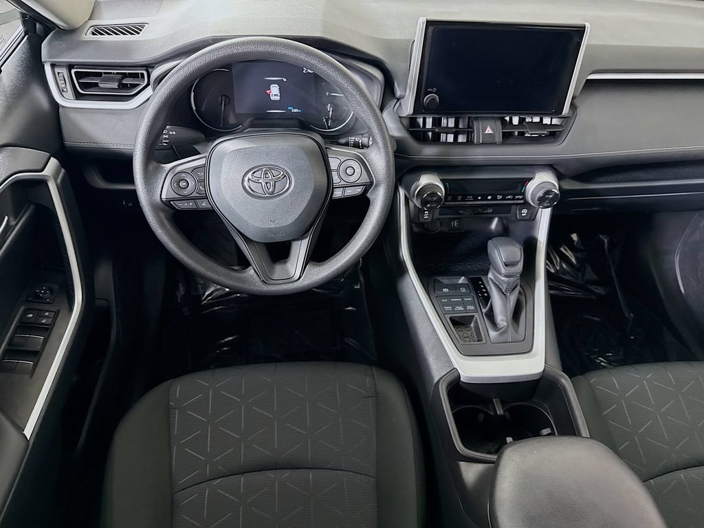 Certified 2025 Toyota RAV4 XLE AWD/4WD image 4