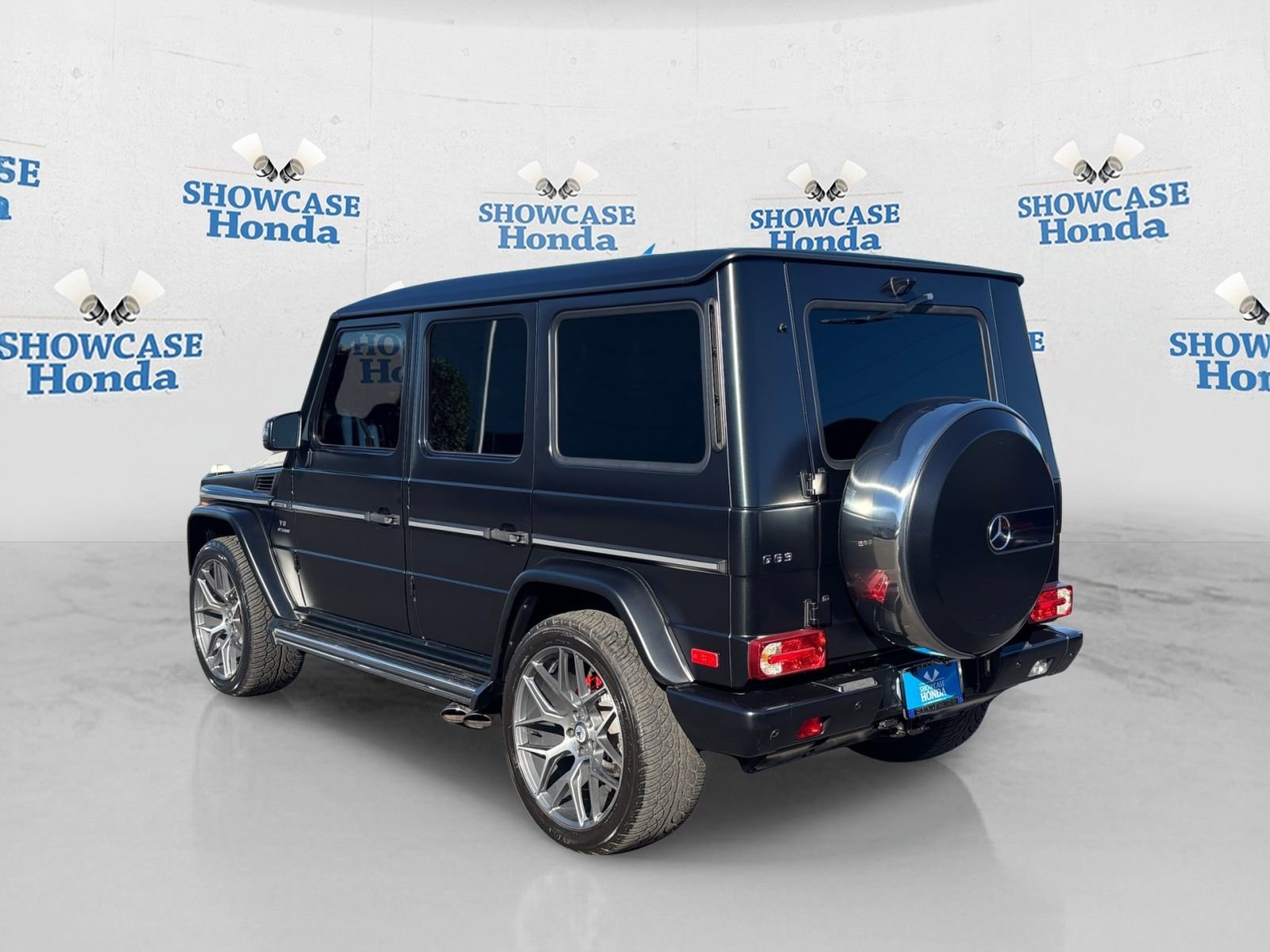 Used 2015 Mercedes-Benz G 63 AMG 4MATIC image 5