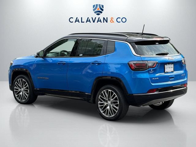Used 2024 Jeep Compass Limited w/ Elite Group AWD/4WD image 5