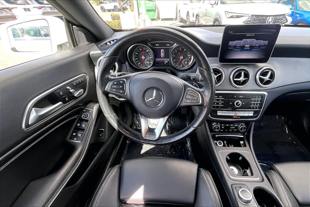 Used 2019 Mercedes-Benz CLA 250 image 5
