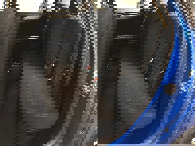 Used 2020 Ford Fusion SE image 15