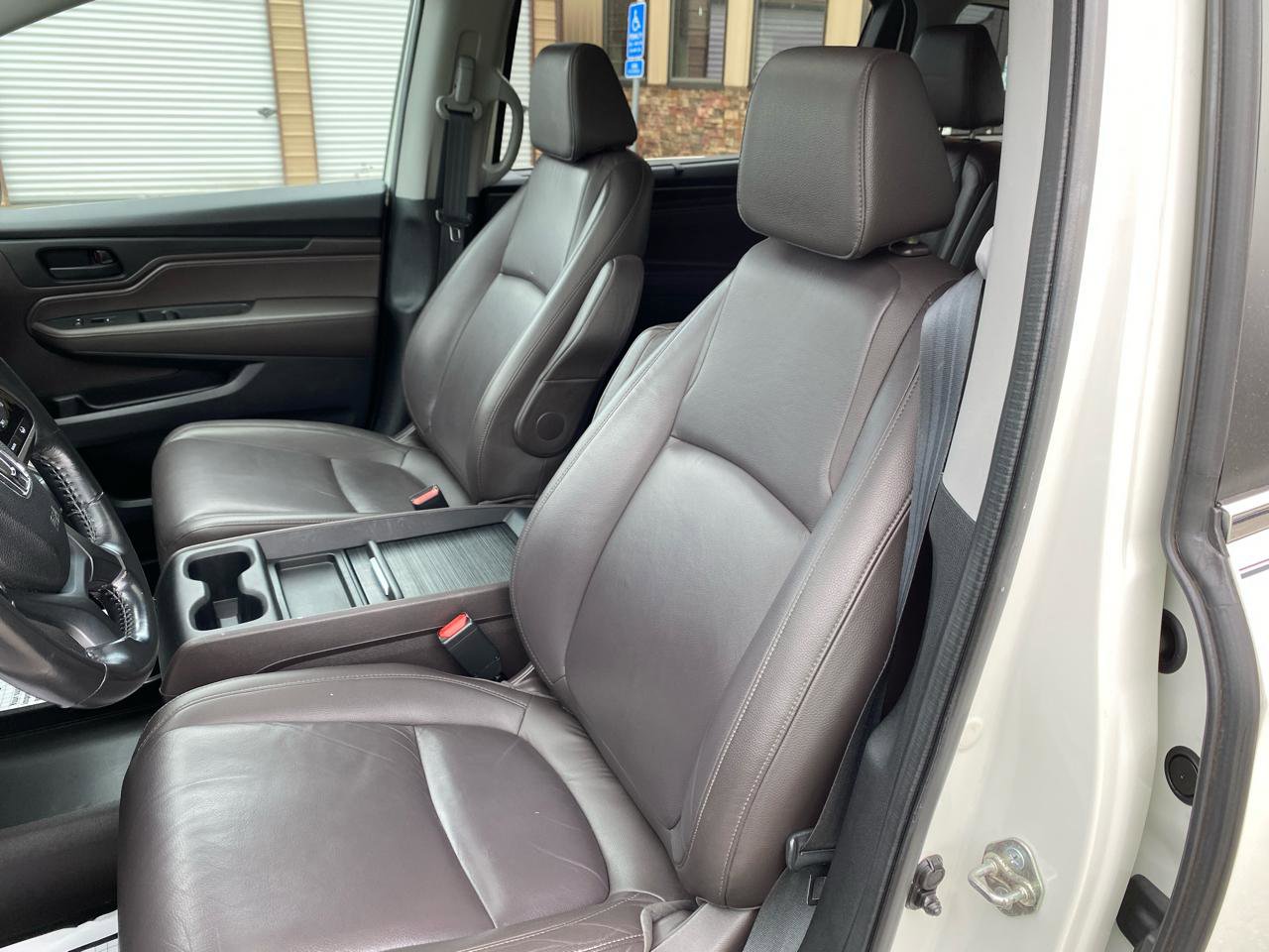 Used 2018 Honda Odyssey EX-L image 6