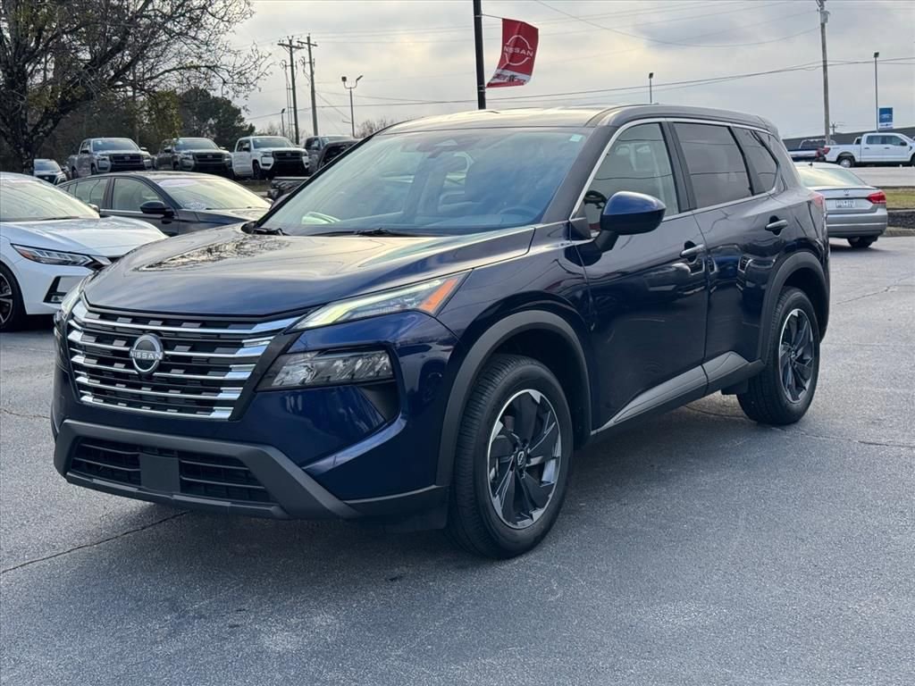 Certified 2025 Nissan Rogue SV image 7