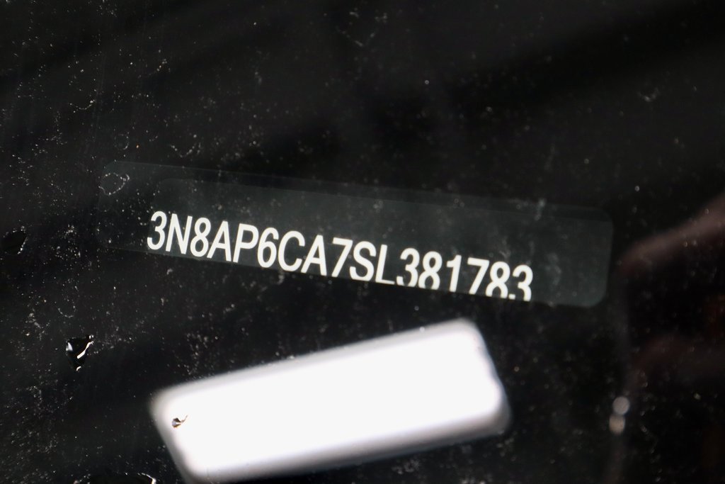 Certified 2025 Nissan Kicks SV image 34