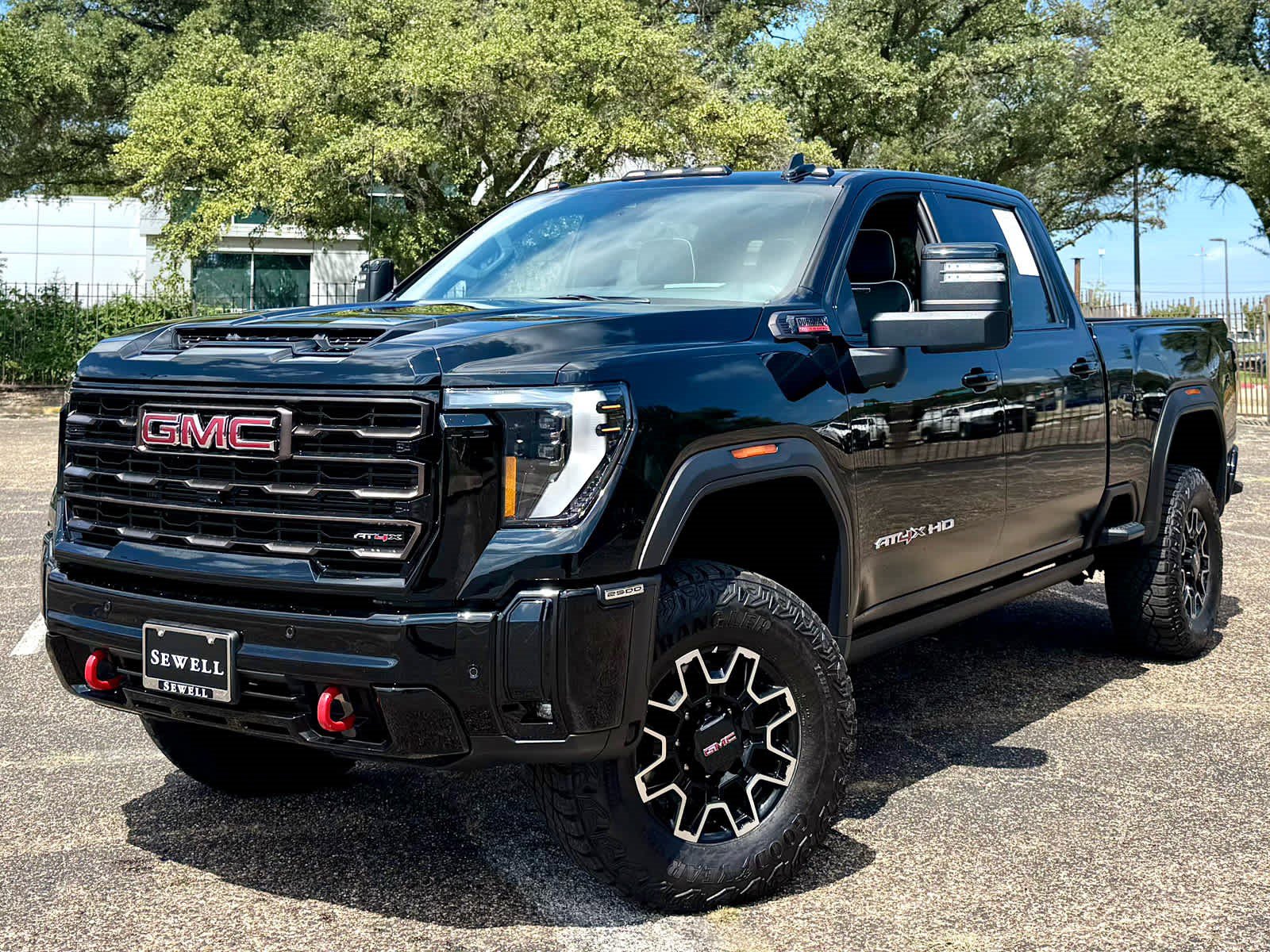 Certified 2025 GMC Sierra 2500 AT4X image 1