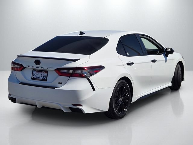 Used 2022 Toyota Camry SE FWD image 4