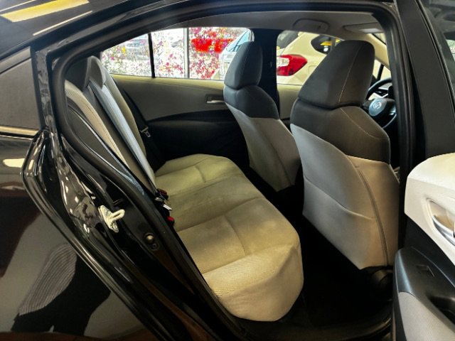Used 2021 Toyota Corolla LE FWD image 34