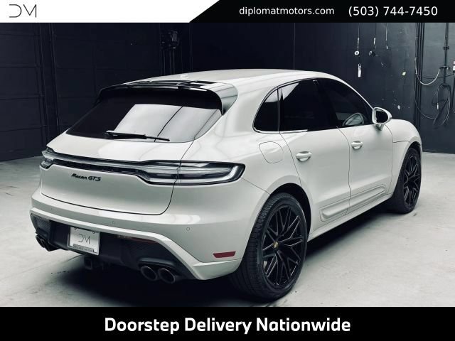 Used 2022 Porsche Macan GTS AWD/4WD image 7