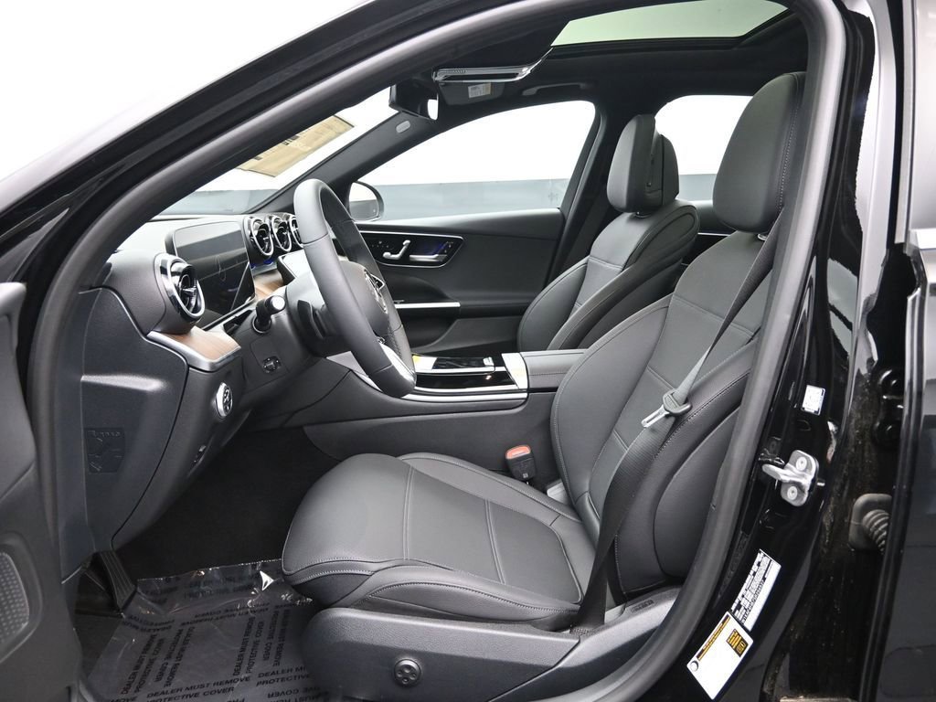 New 2025 Mercedes-Benz C 300 4MATIC Sedan image 21