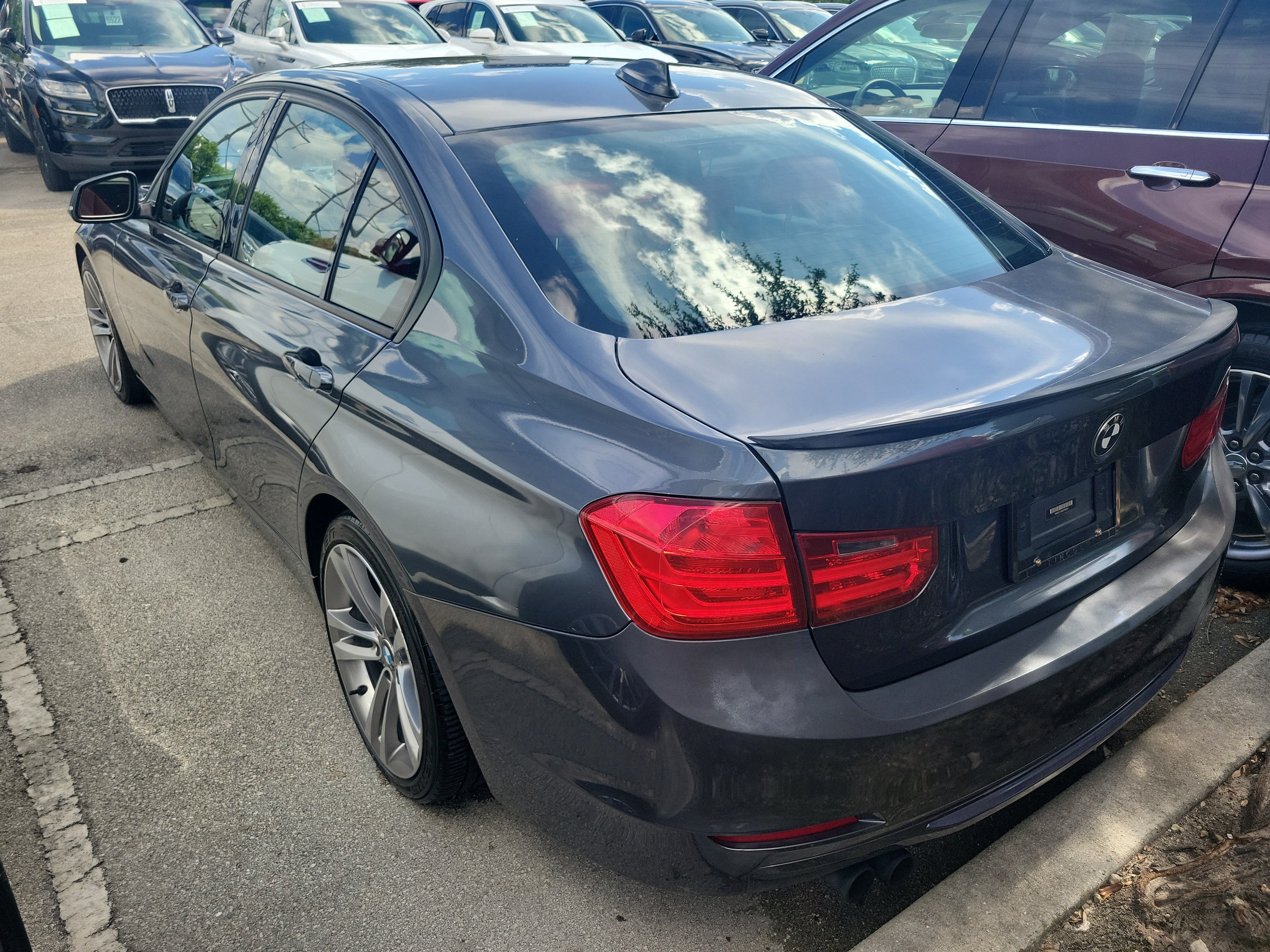 Used 2013 BMW 328i Sedan RWD image 3