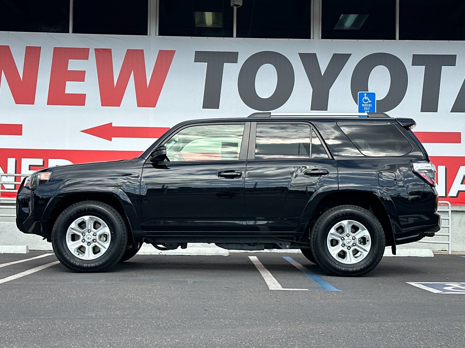 Used 2024 Toyota 4Runner SR5 RWD image 2
