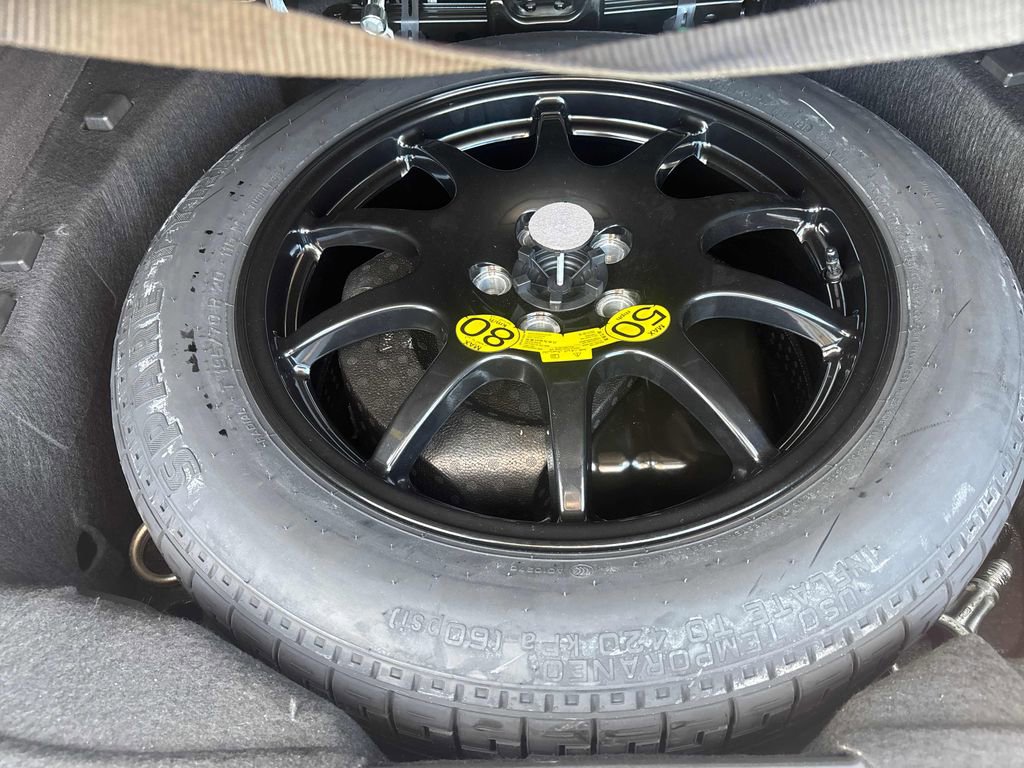 Used 2019 Land Rover Range Rover Sport HST image 22