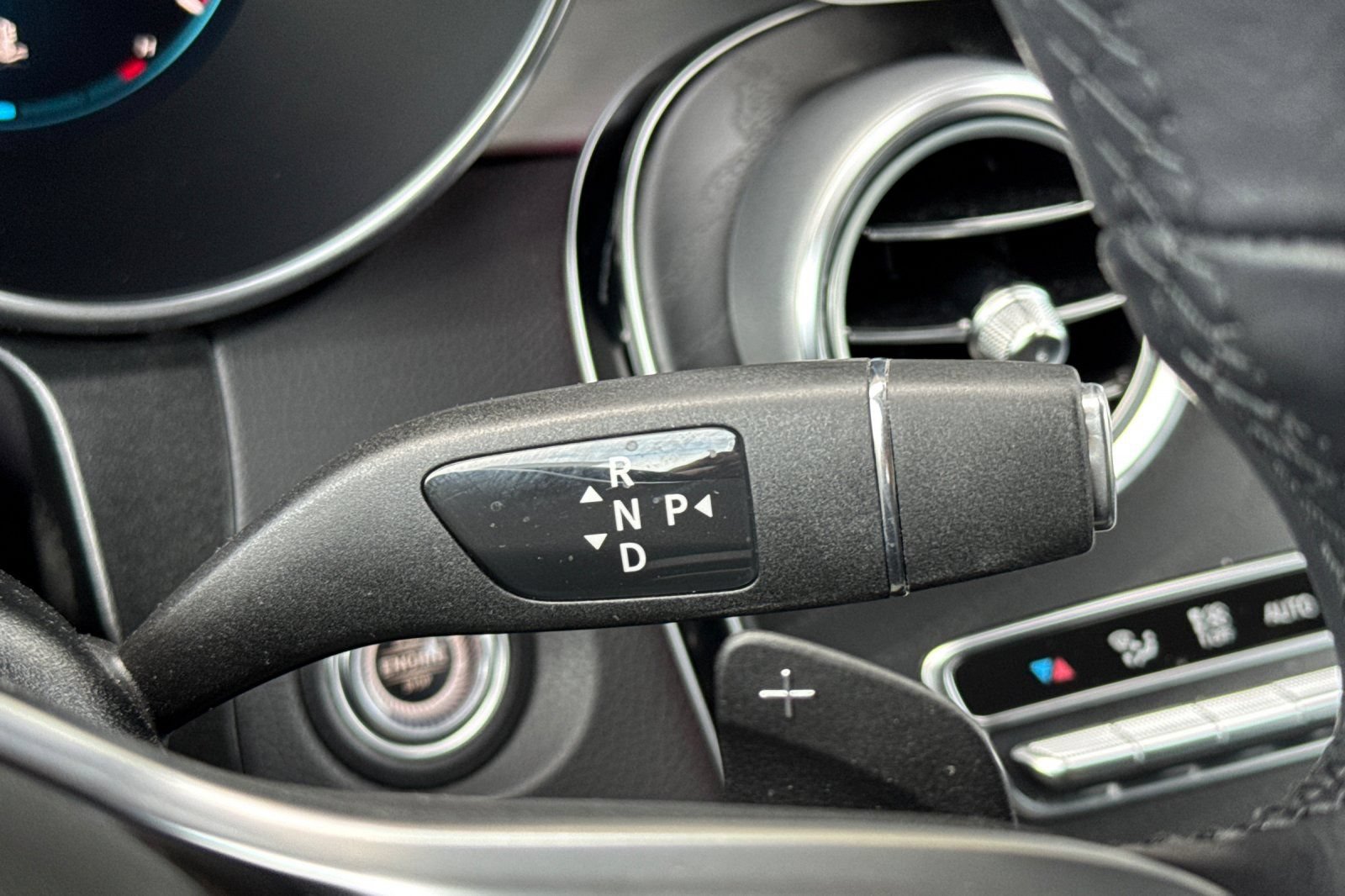Used 2022 Mercedes-Benz GLC 300 w/ Premium Package Lite image 20