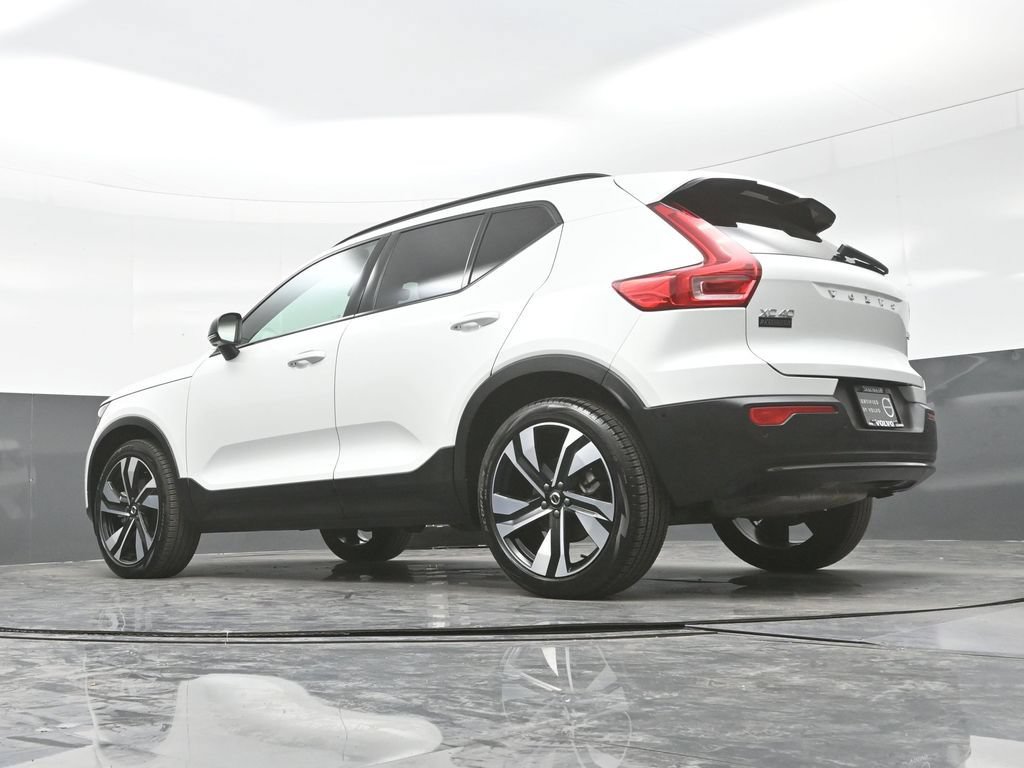 New 2026 Volvo XC40 B5 Ultra w/ Climate Package AWD/4WD image 30
