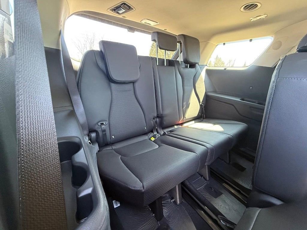 New 2026 Kia Carnival SX Prestige FWD image 12