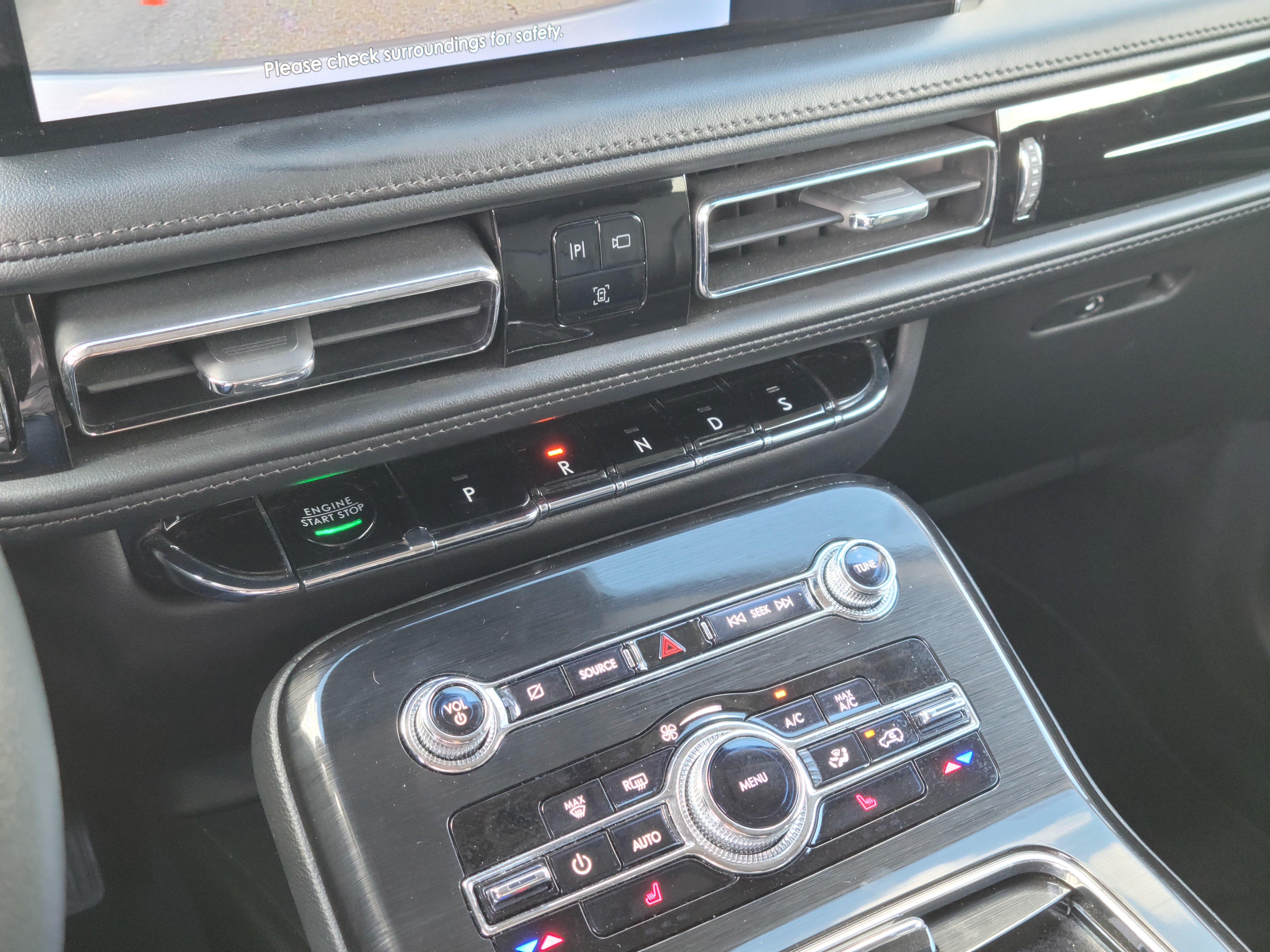 Certified 2023 Lincoln Nautilus AWD w/ Premium Package image 22