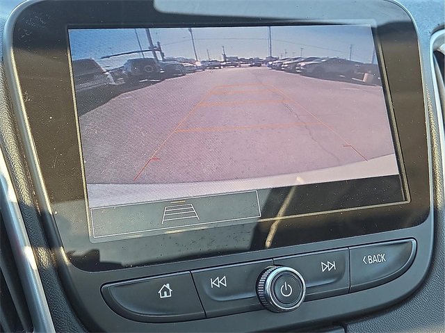 Used 2022 Chevrolet Malibu LT image 16